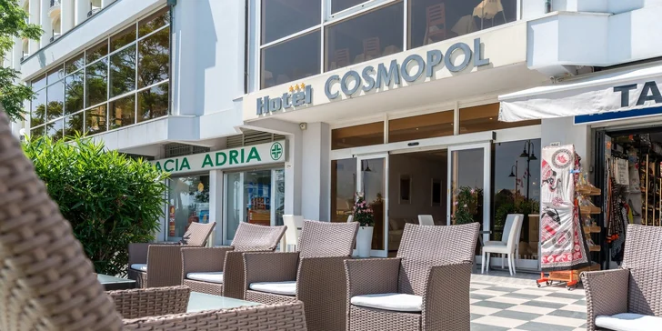 Rodinná dovolená u italského Jadranu: hotel 50 m od pláže, plná penze, bazén, dítě zdarma