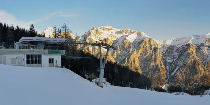 Pobyt v italských Alpách: hotel u sjezdovek a turistických tras, strava i wellness