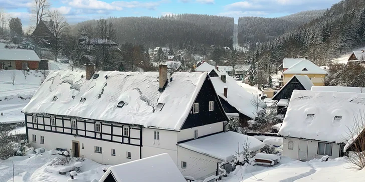Útulné apartmány, pokoje či domek v Kryštofově Údolí: možnost snídaně i polopenze