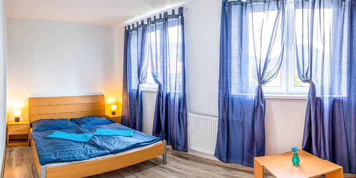 Pobyt v klidné části Liptova: moderní pokoje až pro 7 osob, snídaně nebo polopenze