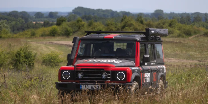Půl hodiny řízení offroad vozu pro děti: Mercedes G nebo Ineos Grenadier