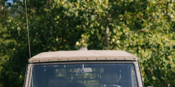 Půl hodiny řízení offroad vozu pro děti: Mercedes G nebo Ineos Grenadier