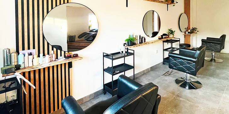 Péče pro všechny délky vlasů: dámský střih a barvení, vlasová revitalizace