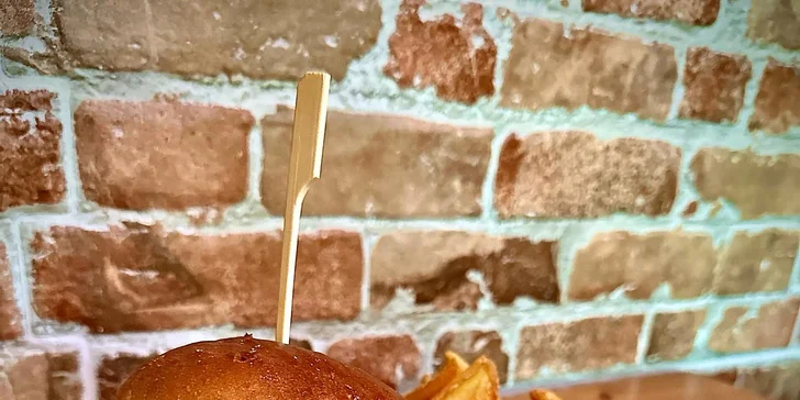 Otevřený voucher v hodnotě 500 Kč na cokoliv v kavárně Street Perk