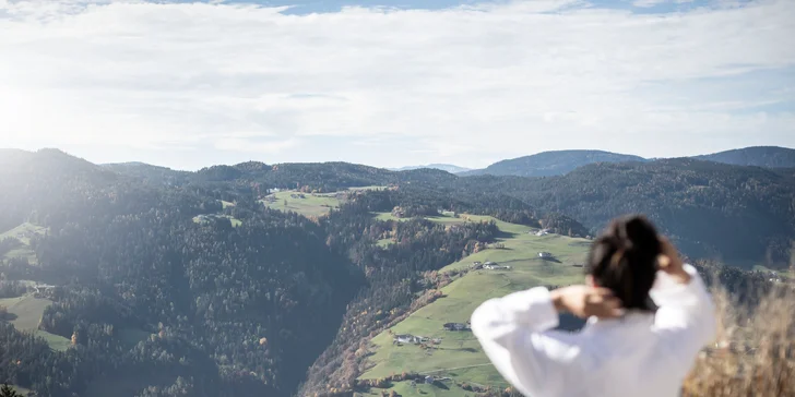 Aktivní dovolená i relax v Dolomitech: moderní hotel v přírodním parku, snídaně, wellness