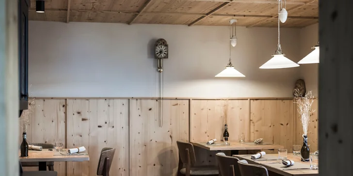 Aktivní dovolená i relax v Dolomitech: moderní hotel v přírodním parku, snídaně, wellness