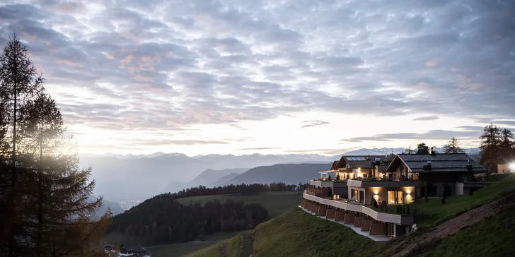 Aktivní dovolená i relax v Dolomitech: moderní hotel v přírodním parku, snídaně, wellness