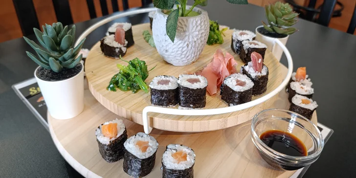 Sushi sety dle výběru v nově otevřené fusion restauraci: 24 až 50 maki a nigiri