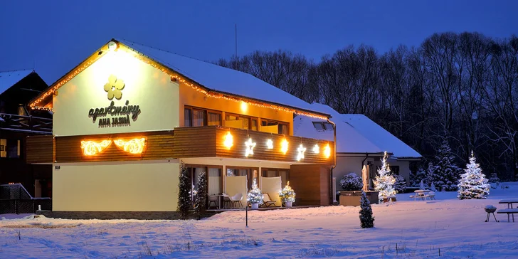 Rodinný pobyt v Jasné: moderní apartmány se snídaní a venkovní vířivkou