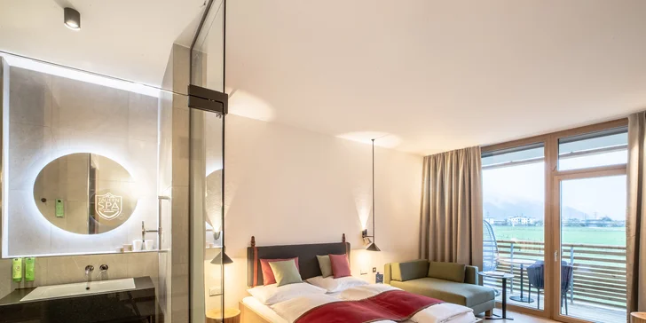 Dovolená v Kaprunu: moderní 4* hotel s polopenzí a bohatým saunovým a vodním světem