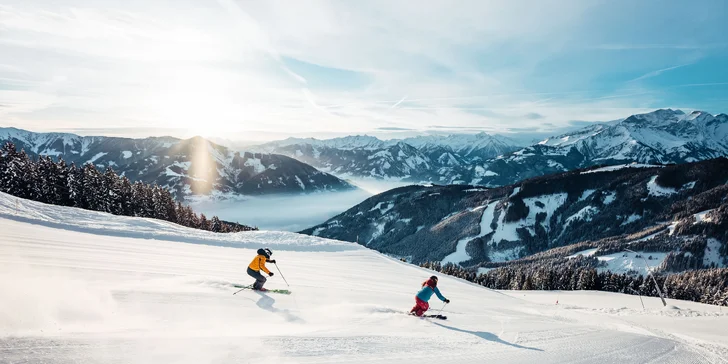 Dovolená v Kaprunu: moderní 4* hotel s polopenzí a bohatým saunovým a vodním světem