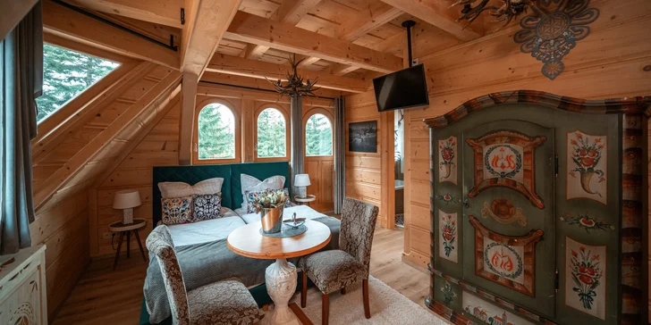 Pohádková vila v klidném prostředí jen 5 km od Zakopaného: unikátní pokoje i soukromý les