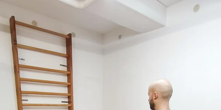 Konec bolestí zad: 60minutové cvičení pro stabilizaci páteře