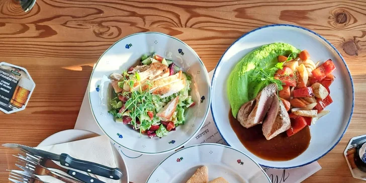 Odpočinkový pobyt v Chebu: snídaně či polopenze i lahev vína a dezert