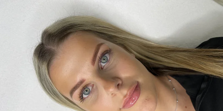 Perfektní nalíčení za každé situace: permanentní make-up obočí a rtů, korekce v ceně