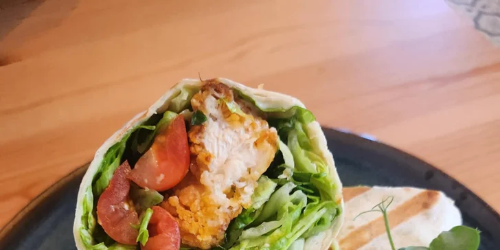 Otevřený voucher do kavárny s minisýrárnou: dobroty, lehké obědy i káva a víno