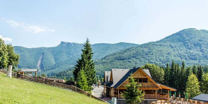 Exkluzivní dovolená v Malé Fatře: pobyt v komfortních apartmánech nebo na chatě Alpina