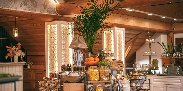 Boutique wellness resort u Opole: zátoka Bajka s písčitou pláží, strava i zábava pro děti