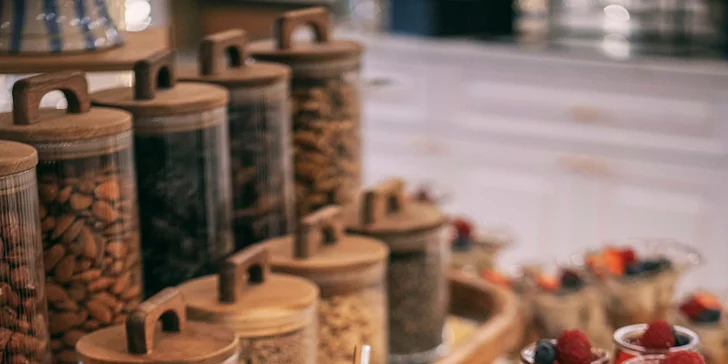 Boutique wellness resort u Opole: zátoka Bajka s písčitou pláží, strava i zábava pro děti