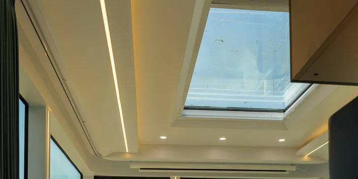 Zemplín: netradiční pobyt v kapslovém domě se snídaní či polopenzí i wellness