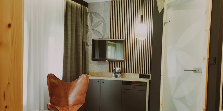 Boutique wellness resort u Opole: zátoka Bajka s písčitou pláží, strava i zábava pro děti