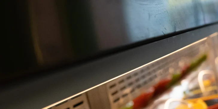 Running sushi: snězte, co stihnete během 90 minut v moderní asijské restauraci