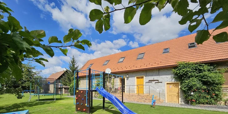 Pobyt v apartmánech na Liptově s výhledem na Kriváň, malým wellness a zahradou