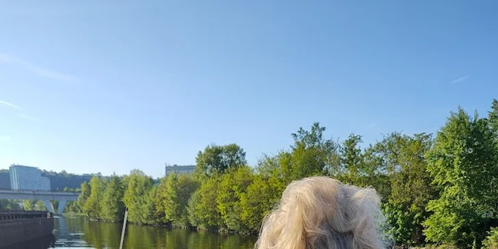 Okružní poznávací plavba po Vltavě: z Holešovic, až pro 5 osob