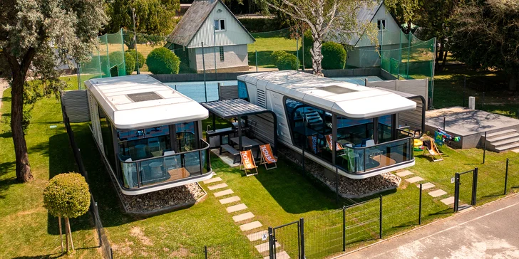 Zemplín: netradiční pobyt v kapslovém domě se snídaní či polopenzí i wellness