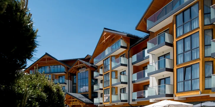 Odpočinek ve 4* hotelu Bukovina s neomezeným vstupem do komplexu s 12 bazény