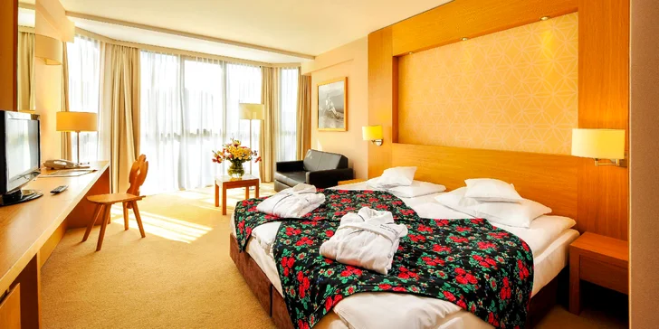 Odpočinek ve 4* hotelu Bukovina s neomezeným vstupem do komplexu s 12 bazény