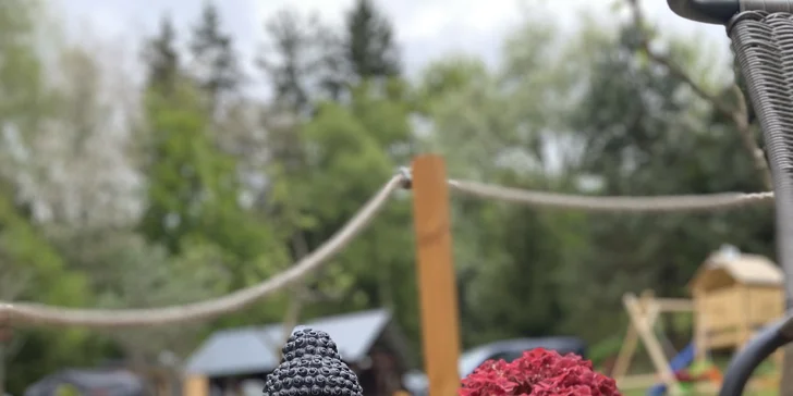 Tiny house v Podkrkonoší: útulný domek možnost relaxace v sauně a koupacím sudu