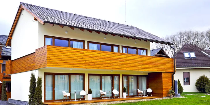 Rodinný pobyt v Jasné: moderní apartmány se snídaní a venkovní vířivkou