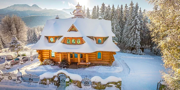 Pohádková vila v klidném prostředí jen 5 km od Zakopaného: unikátní pokoje i soukromý les