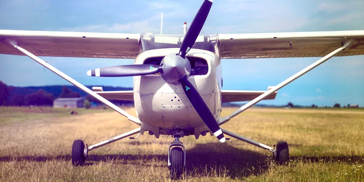 Brno, jak ho neznáte: vyhlídkový let v letadle Cessna 207 nejen nad hradem Špilberk