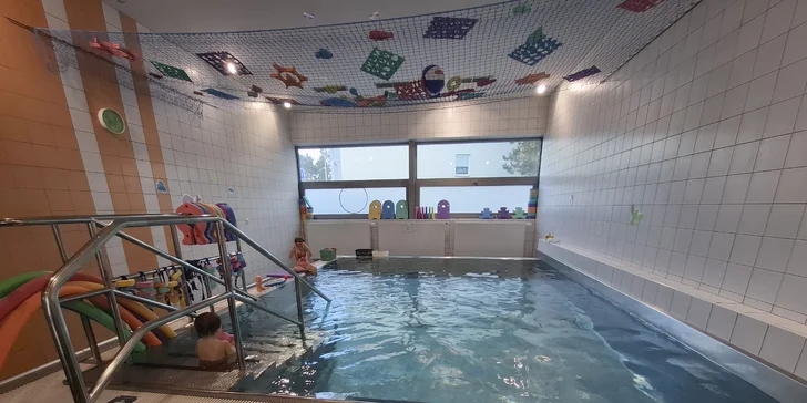 Jednorázová lekce plavání rodičů s dětmi: od 6 měsíců do 4 let věku