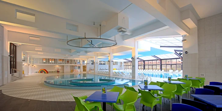 Chorvatské termály Jezerčica: 4* hotel s 8 bazény, plná nebo polopenze