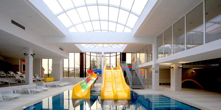 Chorvatské termály Jezerčica: 4* hotel s 8 bazény, plná nebo polopenze