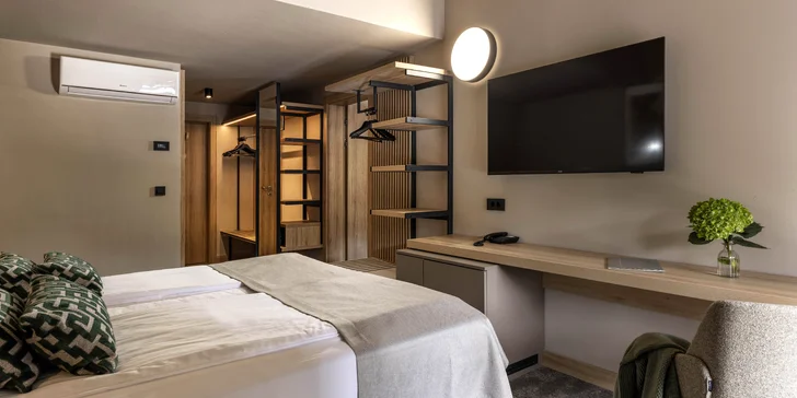 Chorvatské termály Jezerčica: 4* hotel s 8 bazény, plná nebo polopenze