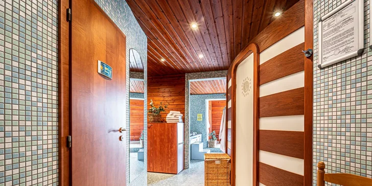 Horský relax pod Lysou horou: snídaně, bazén s vířivkou a bowling nebo privátní wellness