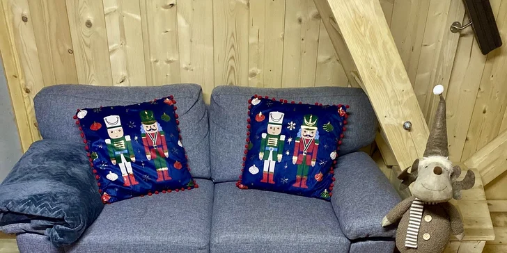 Odpočinek v podkrkonoší: útulný Tiny House pro 2 osoby