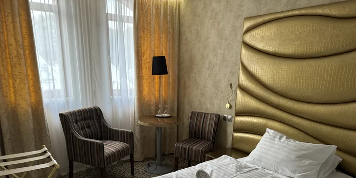 Relax ve Varech u kolonády: 4* hotel s polopenzí, wellness i procedurami