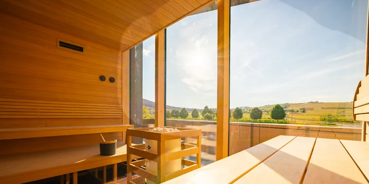 Vinařský pobyt ve vyhlášené oblasti Villány: strava, wellness a vstupy do lázní