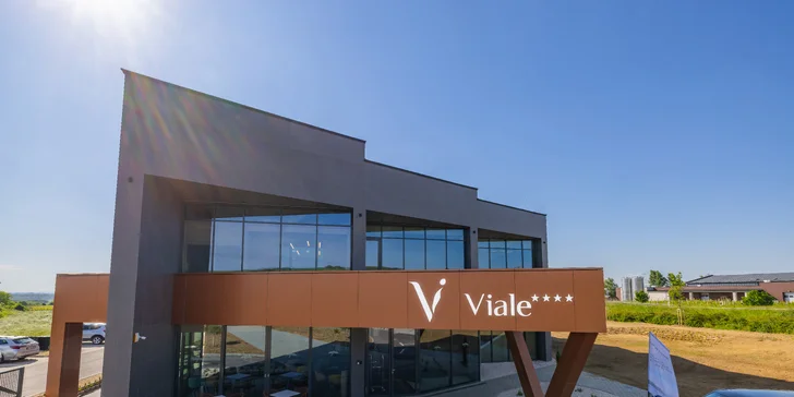 Vinařský pobyt ve vyhlášené oblasti Villány: strava, wellness a vstupy do lázní