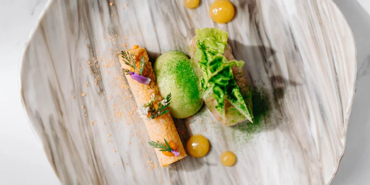 Vinařský pobyt ve vyhlášené oblasti Villány: strava, wellness a vstupy do lázní