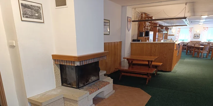 Pohodová dovolená v Krkonoších: horský hotel přímo u sjezdovky, polopenze