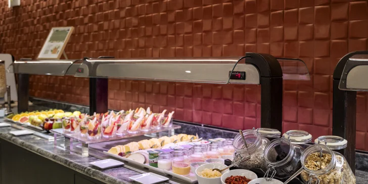 Slunečná Málaga: 4* hotel přímo u pláže, snídaně v ceně