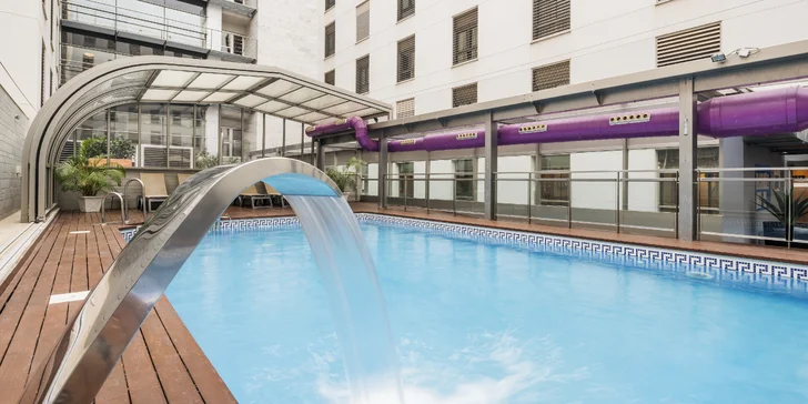 Slunečná Málaga: 4* hotel přímo u pláže, snídaně v ceně