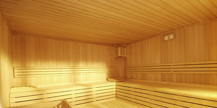 Italské Alpy: hotel v Pinzolu se vstupem do wellness, snídaněmi či polopenzí