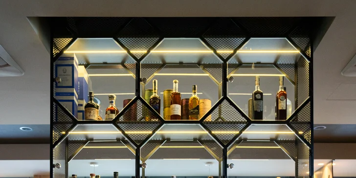 Řízená degustace 4 exkluzivní rumy z Mauricia, Aruby, Panamy a dalších rumových rájů